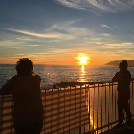 Lägenhet Perfect Wave A 10 M Dal Mare Sanremo