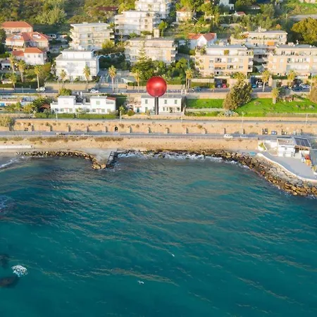 Apartment Perfect Wave A 10 M Dal Mare *